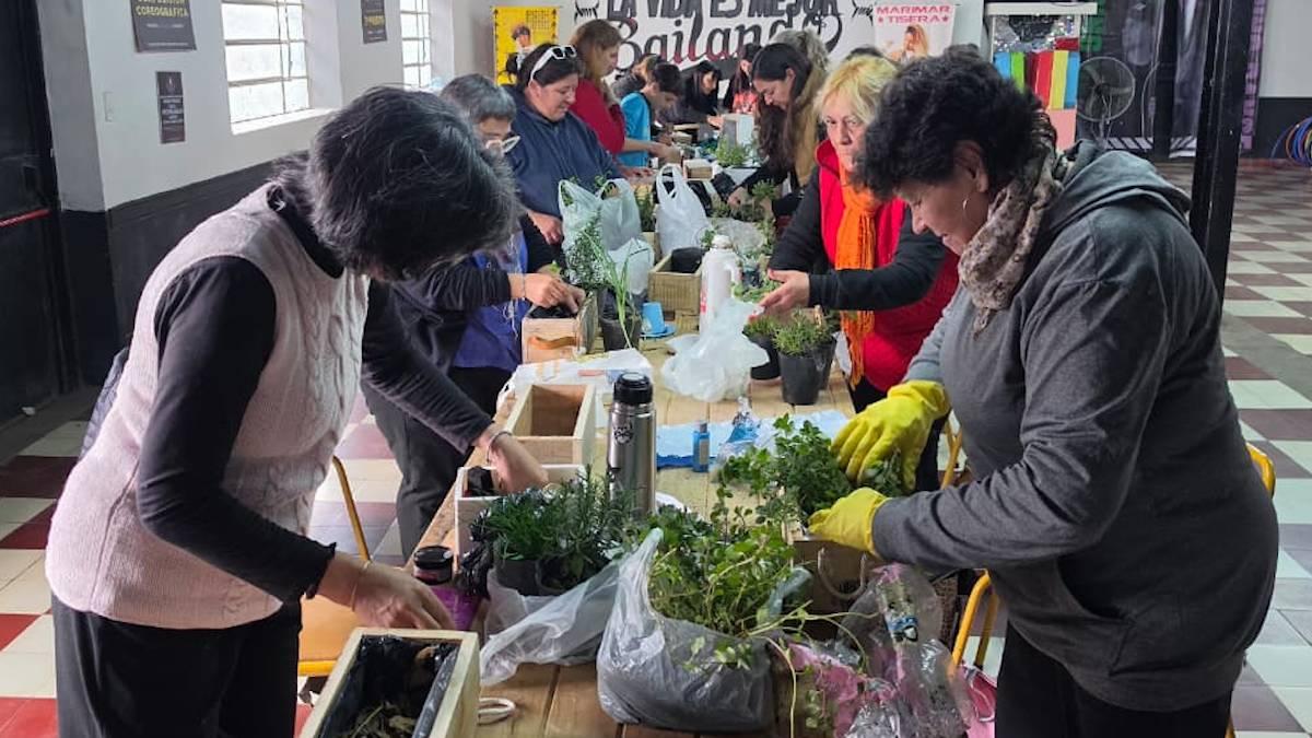 Un seminario con aroma a asado reunió a numerosos participantes en el Polígono