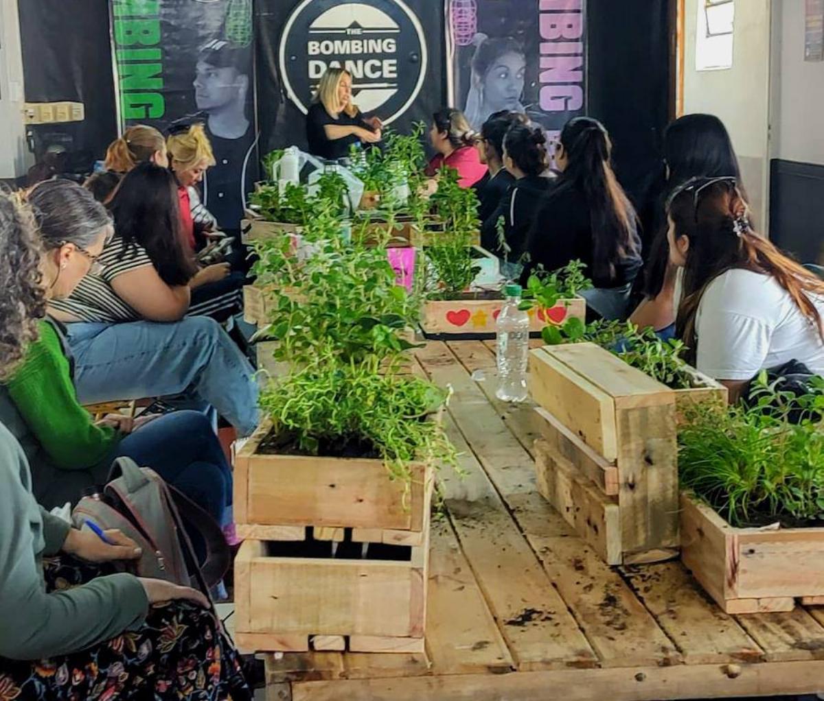 Jardinería especial: aprender técnicas artesanales para crear productos y generar ingresos