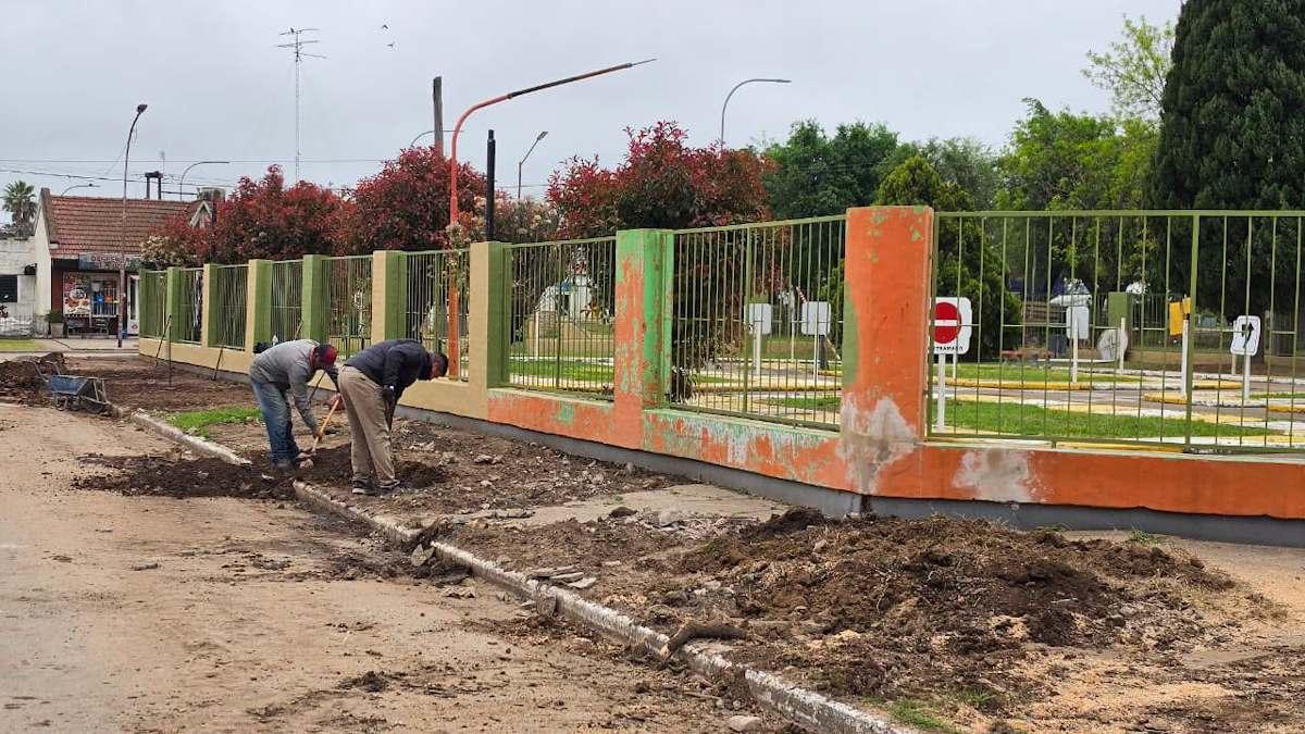 Avanza la puesta en valor de la plaza Gálvez y la plazoleta Almafuerte