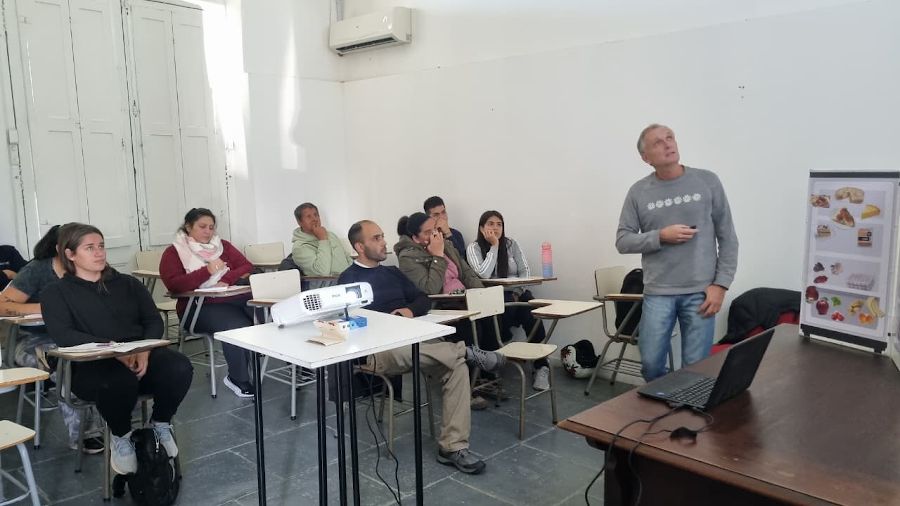 Nuevas capacitaciones para renovar el carnet de manipulación de alimentos